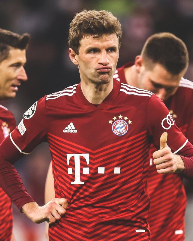 开云下载-纳帅:莱万表现极其出色,科芒防守世界级