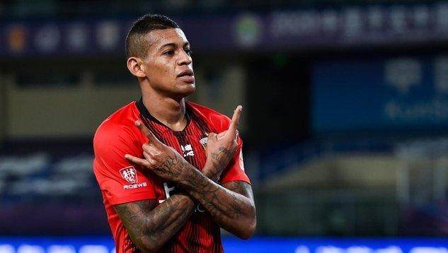 开云体育-曝佩雷拉欲从海港挖洛佩斯 两人曾属同一经纪公司